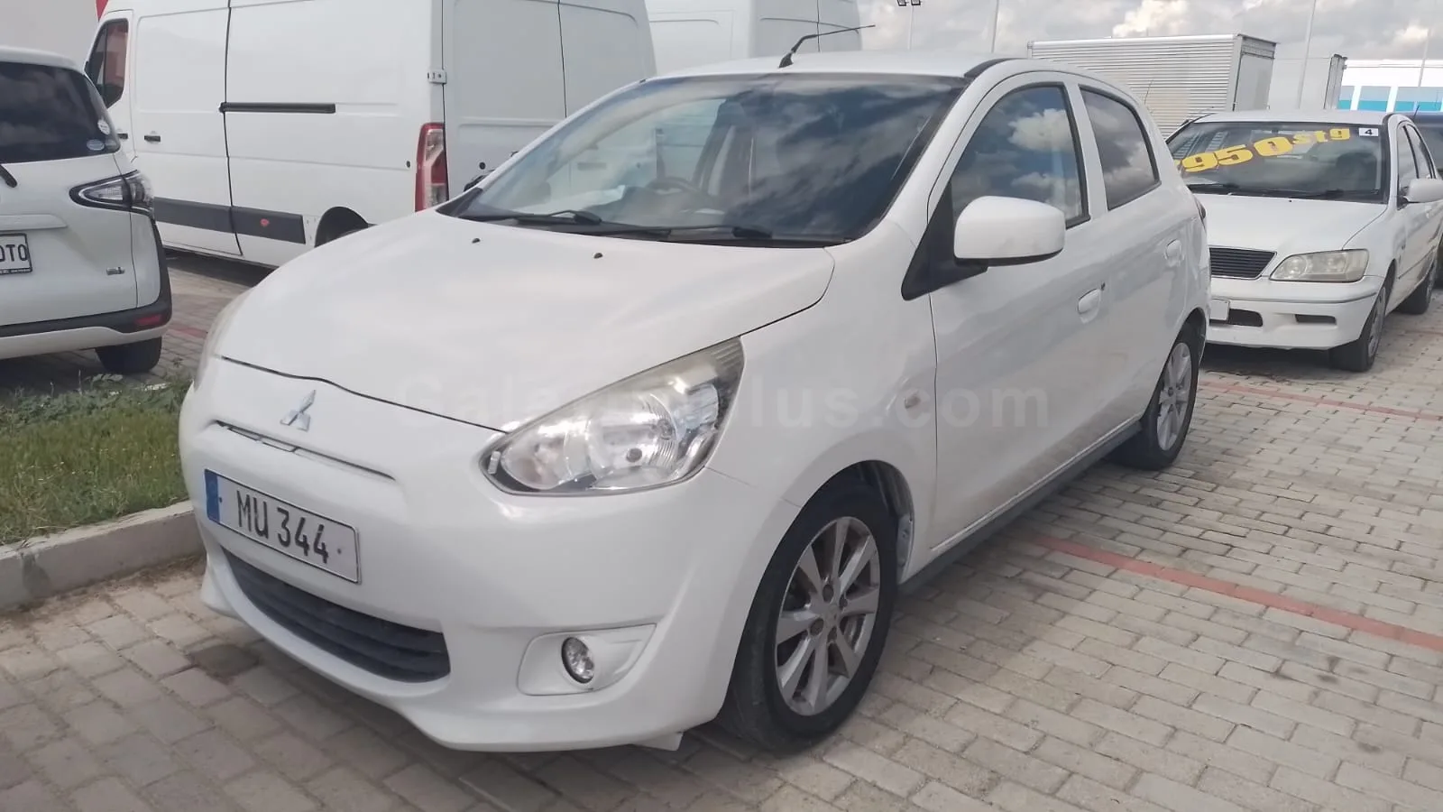 2014 Mitsubishi Space Star GASOLINE AUTOMATIC Lefkoşa İlan görseli - GalerimPlus