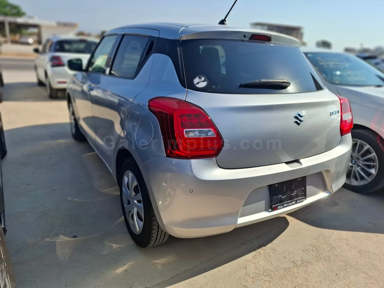 2023 Model Otomatik Suzuki Swift 1.2 İskele Satılık İkinci El | GalerimPlus - Thumbnail 5