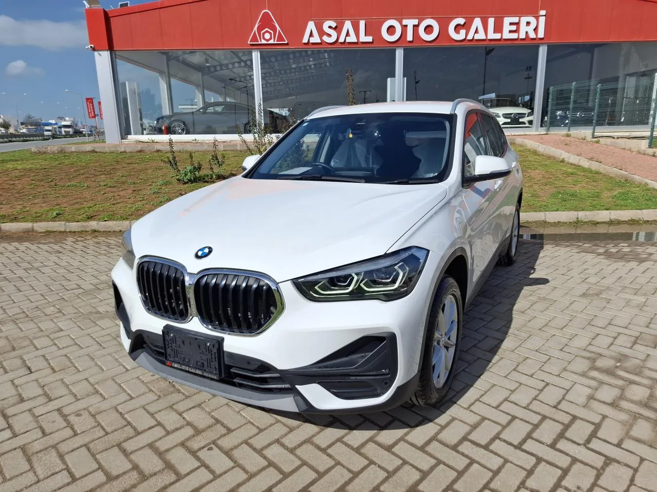 2021 BMW X1 18d xDrive DIESEL AUTOMATIC Lefkoşa İlan görseli - GalerimPlus