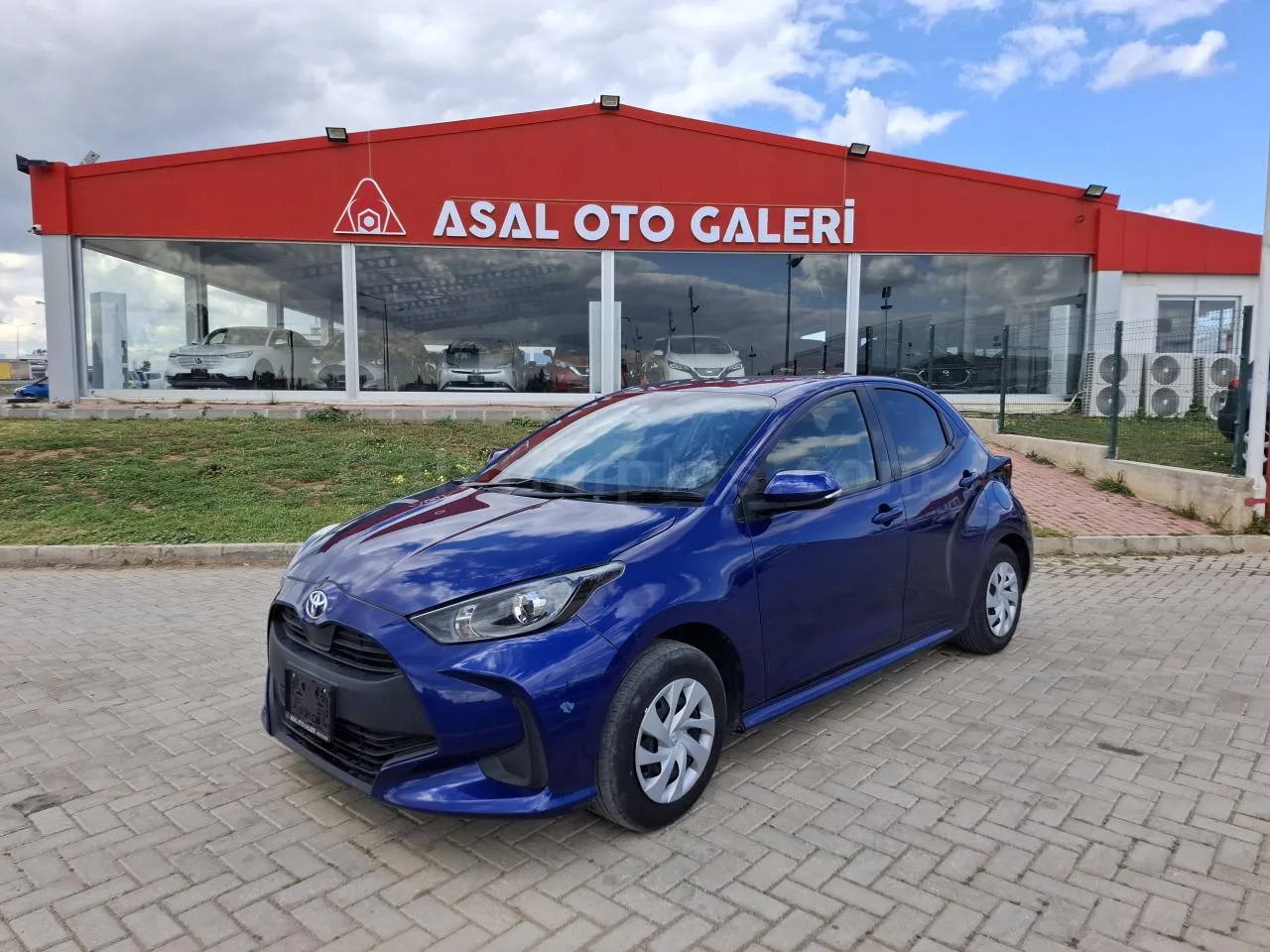 2021 Toyota Yaris 1.0 HYBRID AUTOMATIC Lefkoşa İlan görseli - GalerimPlus