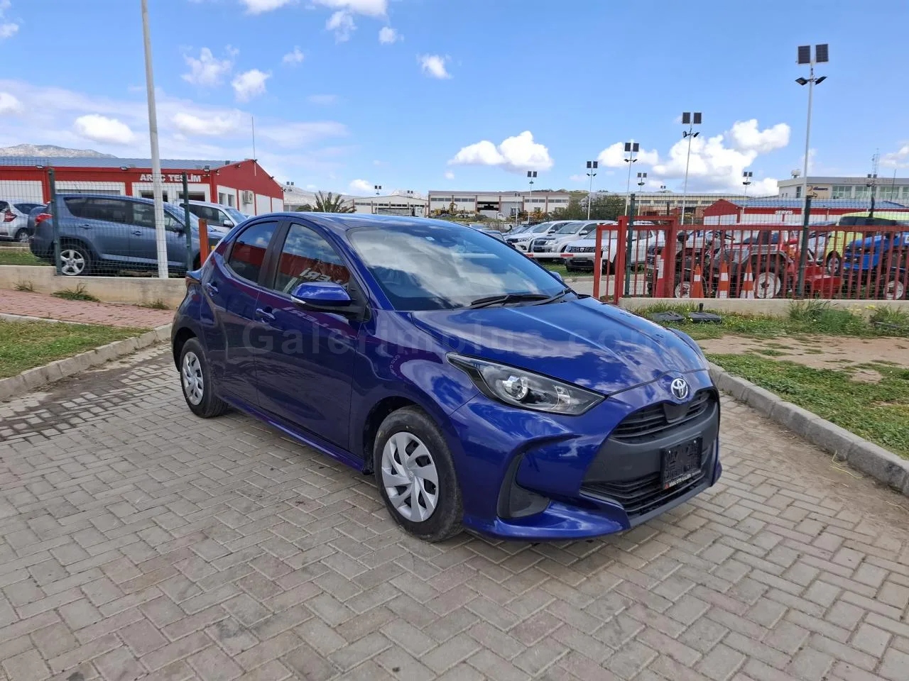 2021 Model Otomatik Toyota Yaris 1.0 Lefkoşa Satılık İkinci El | GalerimPlus - Thumbnail 2