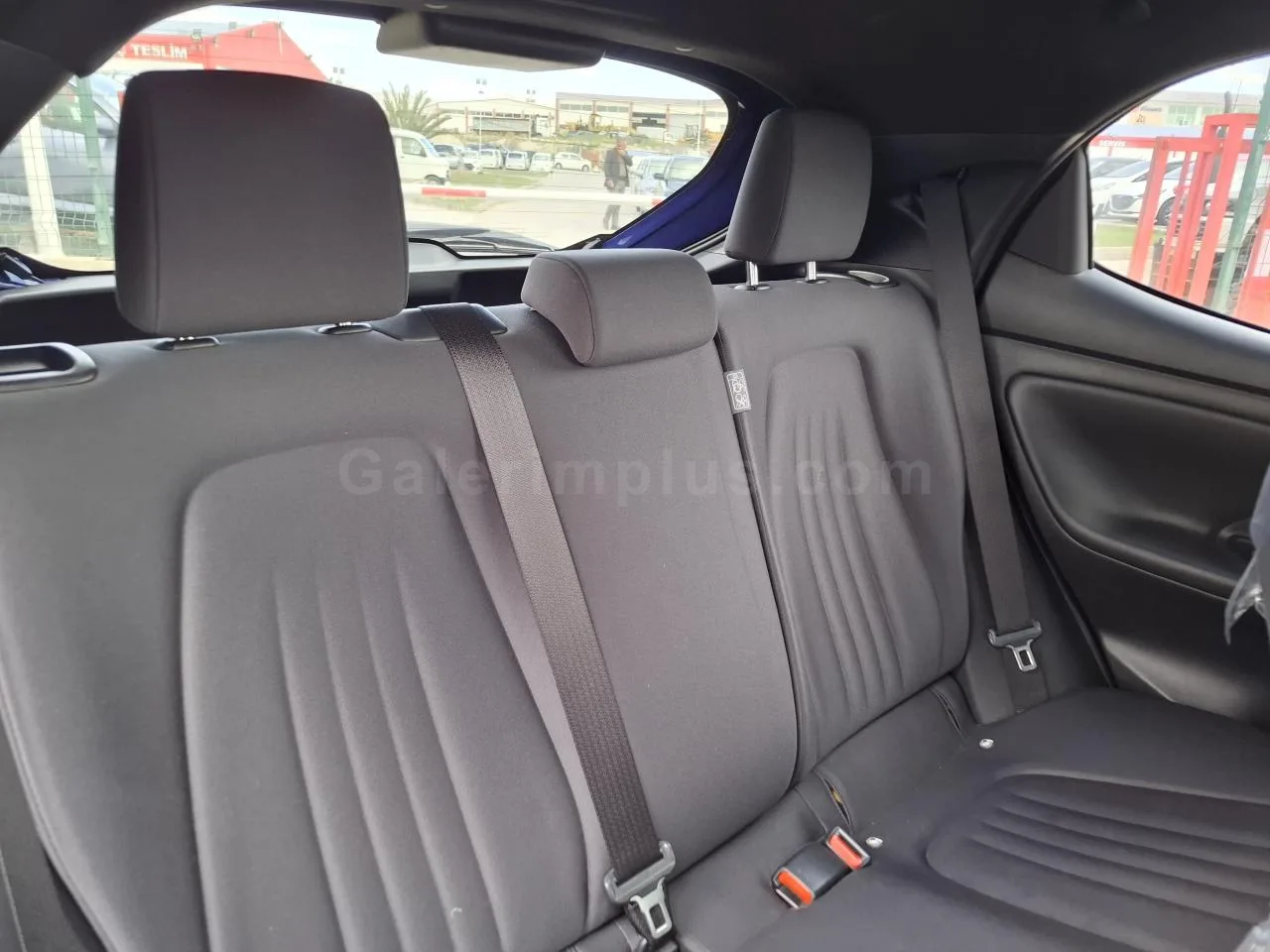 2021 Model Otomatik Toyota Yaris 1.0 Lefkoşa Satılık İkinci El | GalerimPlus - Thumbnail 6