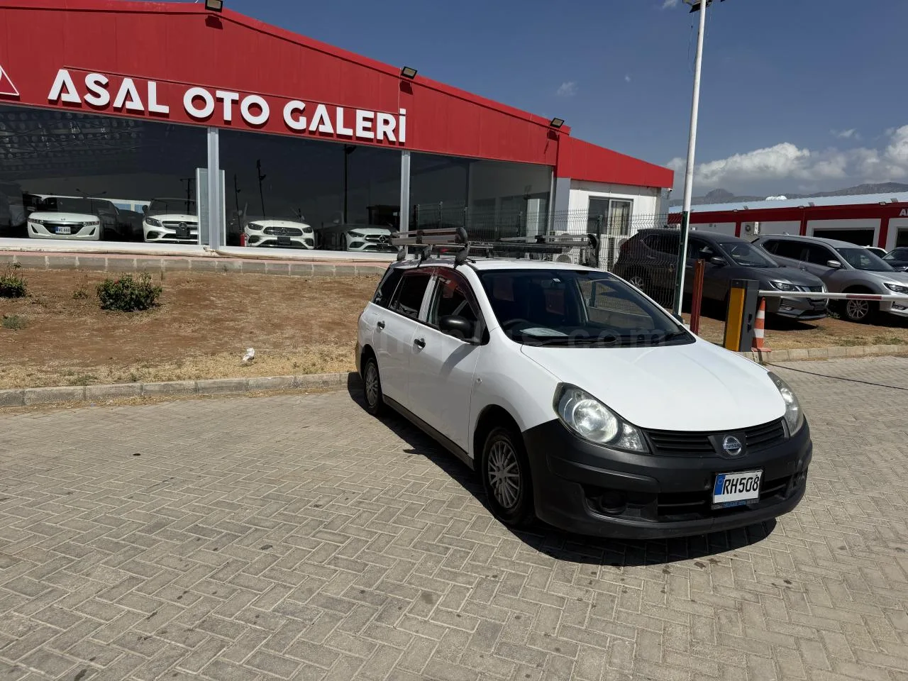 2013 Model Otomatik Nissan Ad Y10 Lefkoşa Satılık İkinci El | GalerimPlus - Thumbnail 3