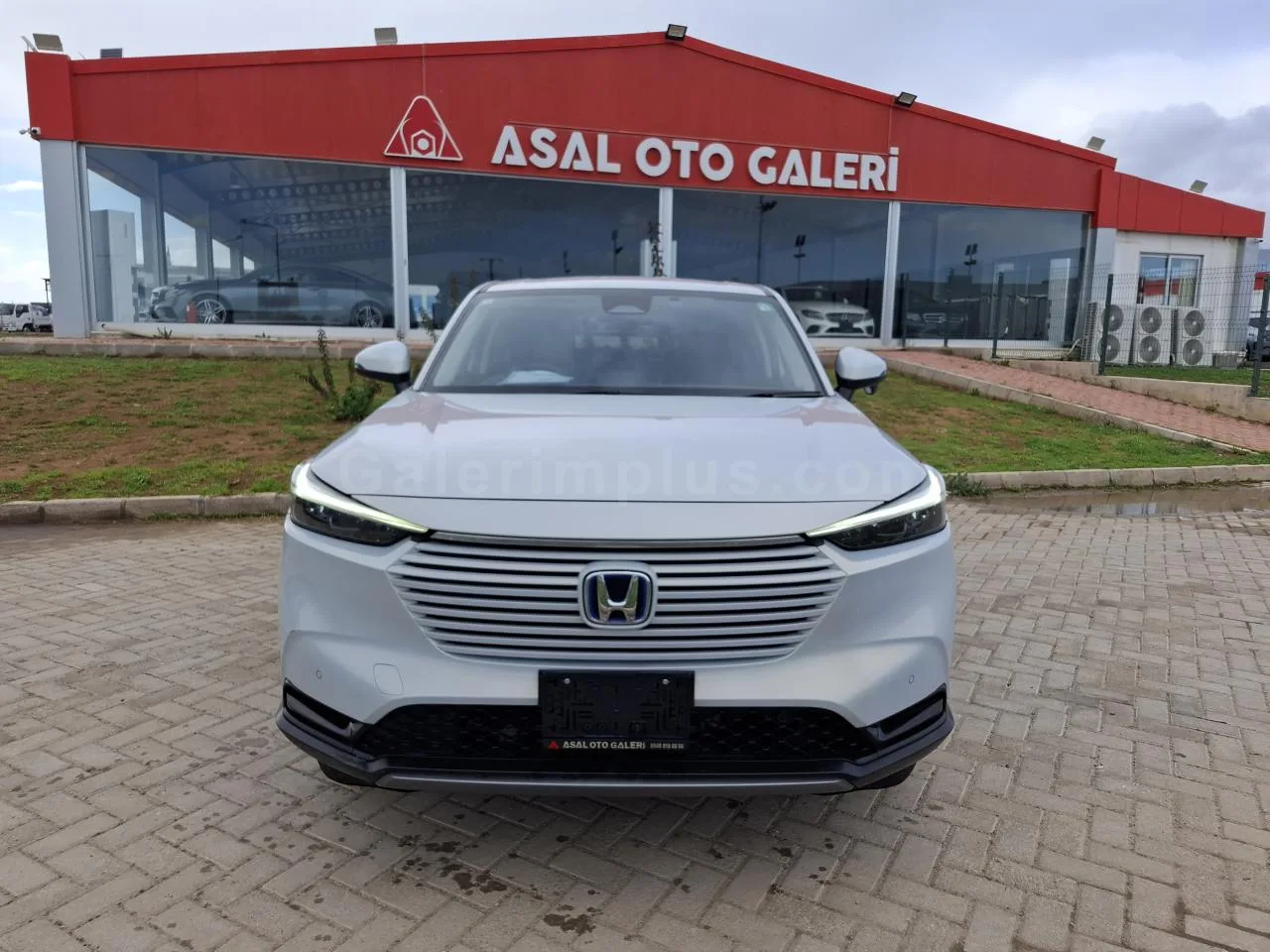 2022 Model Otomatik Honda Vezel 1.5 i-VTEC Hybrid Automatic Lefkoşa Satılık İkinci El | GalerimPlus - Thumbnail 5