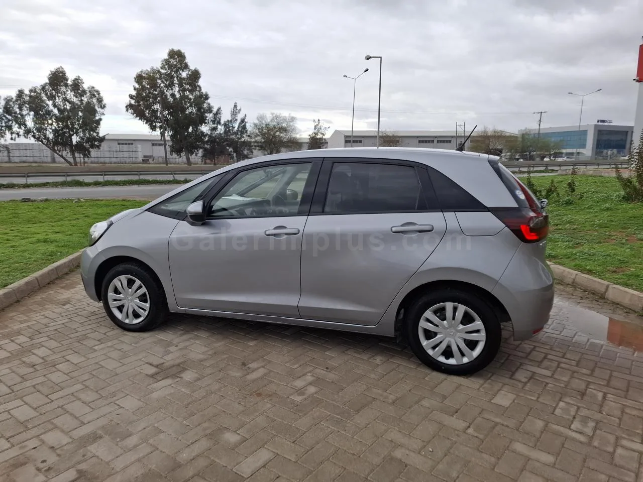 2022 Model Otomatik Honda Fit 1.3 Lefkoşa Satılık İkinci El | GalerimPlus - Thumbnail 7