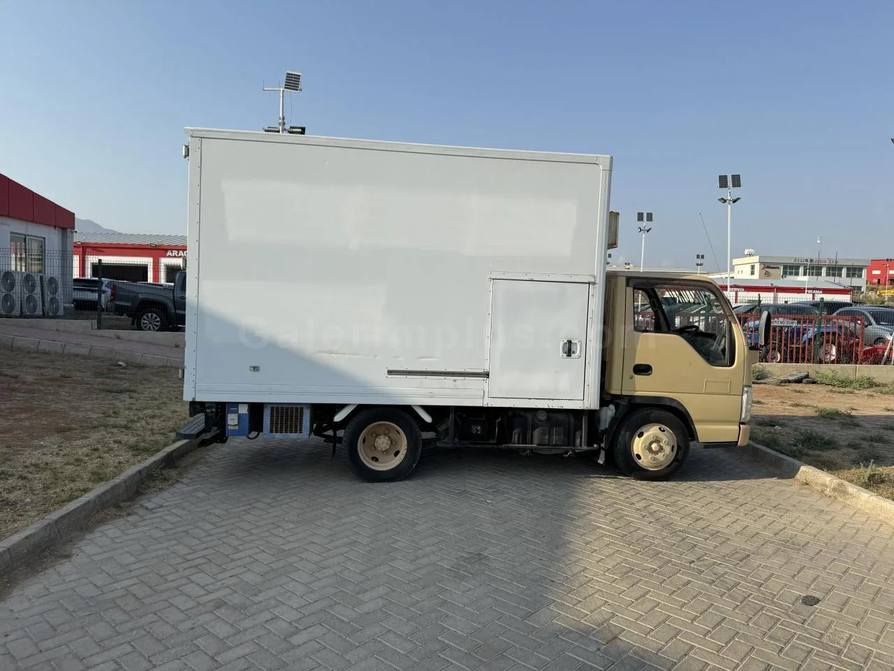 2009 Model Otomatik Kamyon & Kamyonet Isuzu Elf Lefkoşa Satılık İkinci El | GalerimPlus - Thumbnail 4