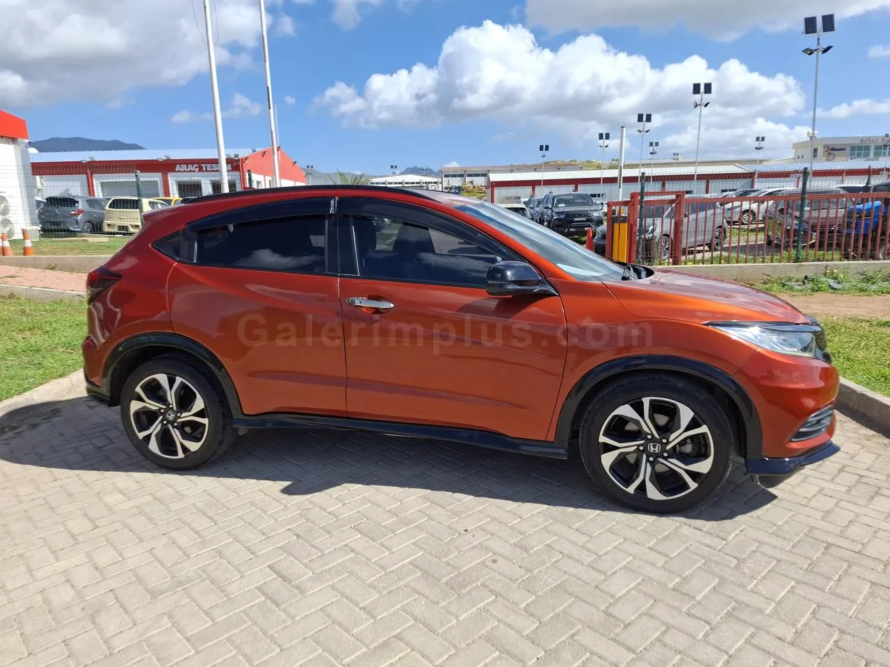 2021 Model Otomatik Honda HR-V Lefkoşa Satılık İkinci El | GalerimPlus - Thumbnail 3