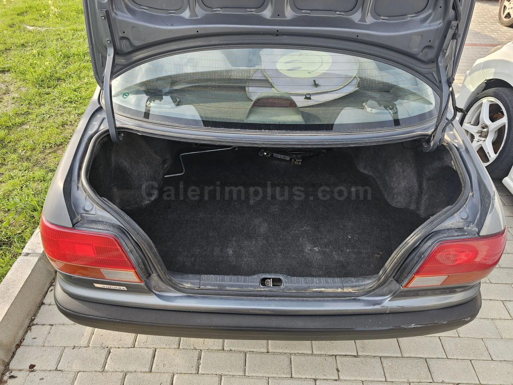 1996 Model Otomatik Toyota Corolla 1.5 Lefkoşa Satılık İkinci El | GalerimPlus - Thumbnail 5