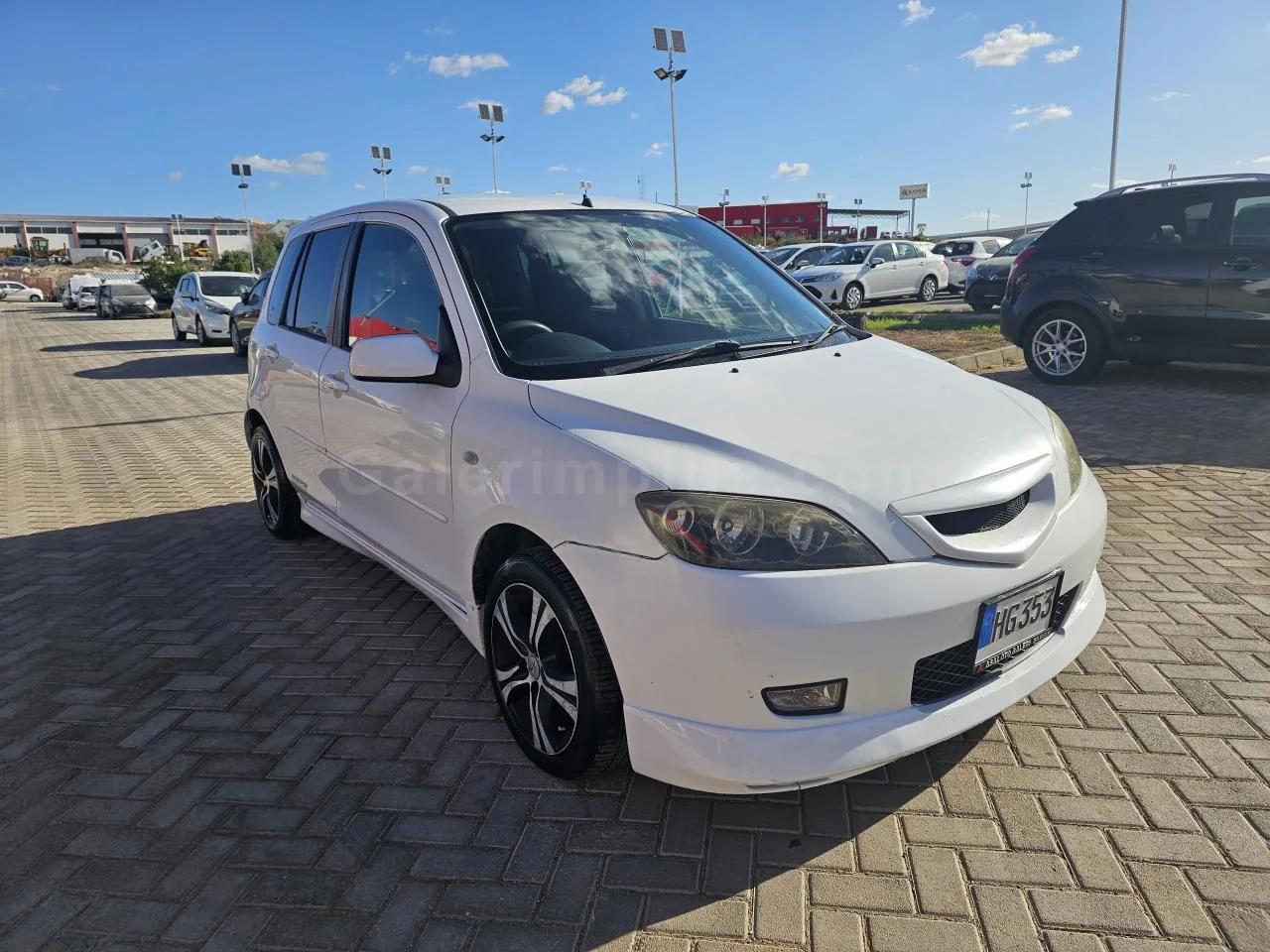 2002 Mazda Demio 1.5 GASOLINE AUTOMATIC Lefkoşa İlan görseli - GalerimPlus