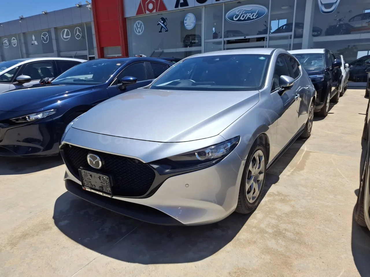 2022 Model Otomatik Mazda 3 1.5 SkyActive-G İskele Satılık İkinci El | GalerimPlus - Thumbnail 3