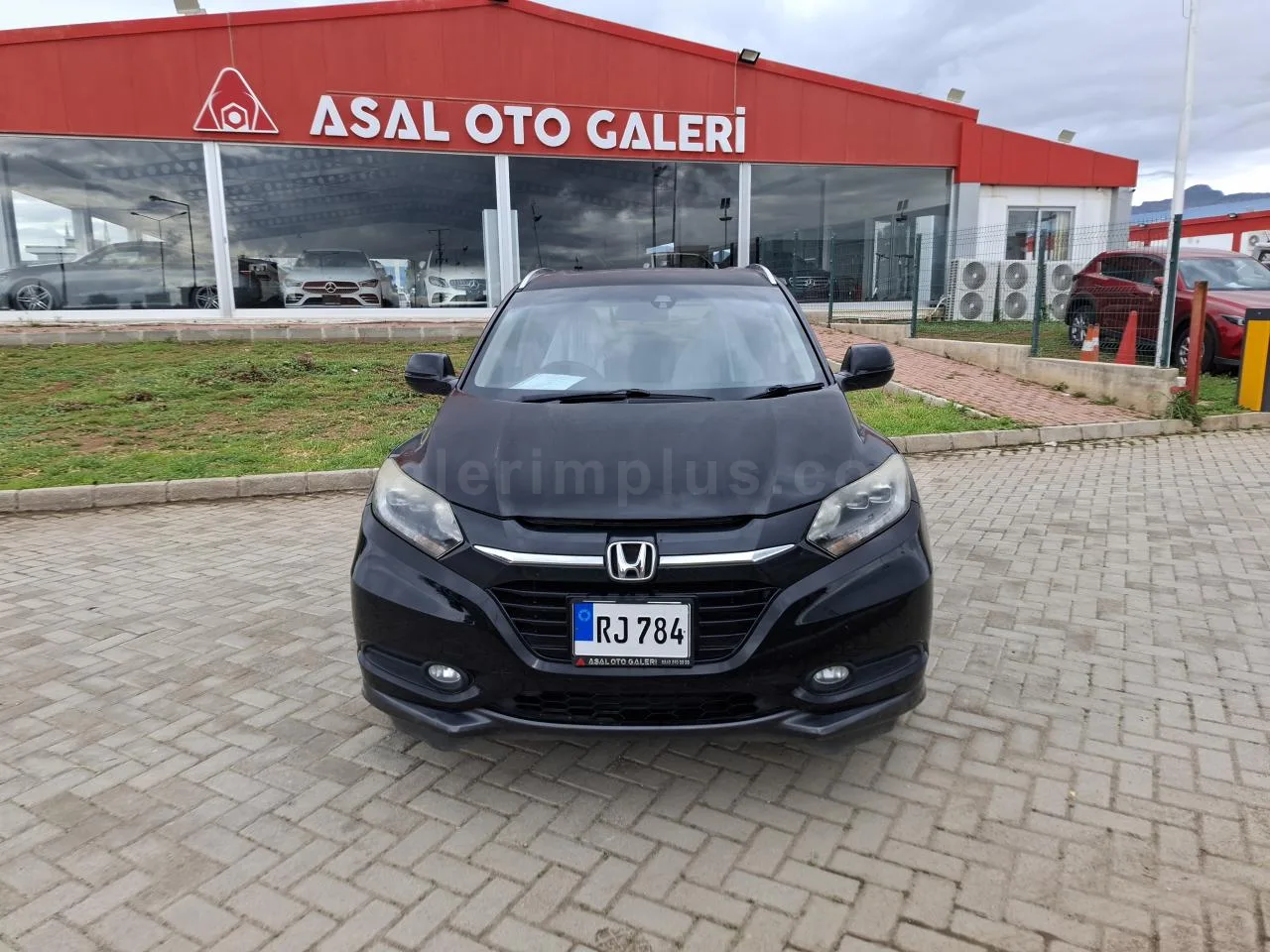 2014 Model Otomatik Honda Vezel 1.5 i-VTEC CVT Lefkoşa Satılık İkinci El | GalerimPlus - Thumbnail 2