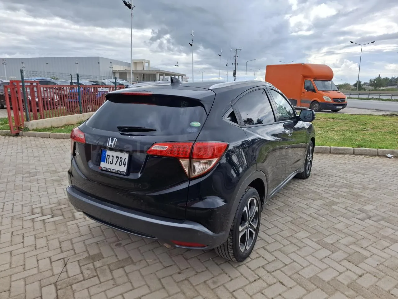 2014 Model Otomatik Honda Vezel 1.5 i-VTEC CVT Lefkoşa Satılık İkinci El | GalerimPlus - Thumbnail 5