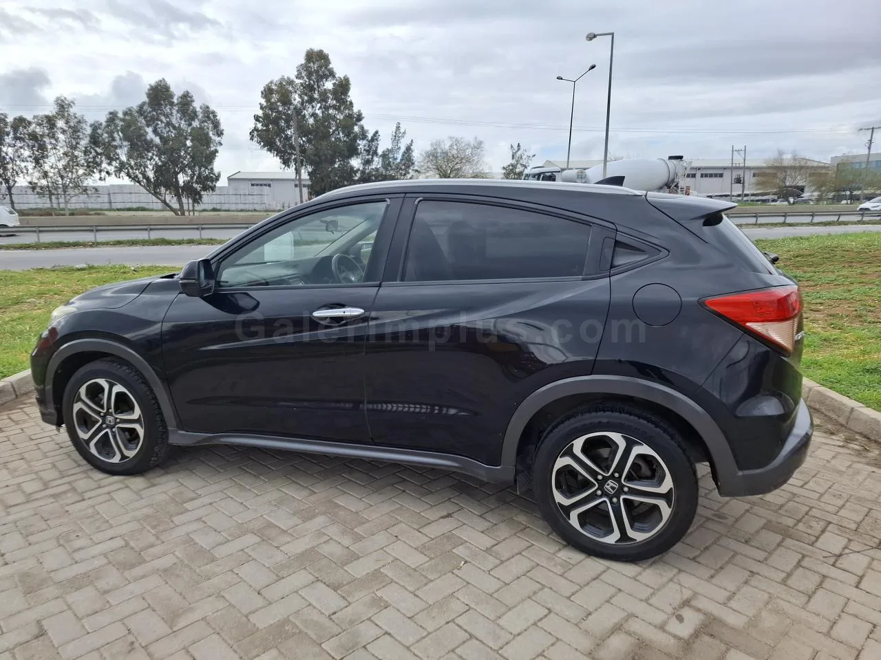 2014 Model Otomatik Honda Vezel 1.5 i-VTEC CVT Lefkoşa Satılık İkinci El | GalerimPlus - Thumbnail 8