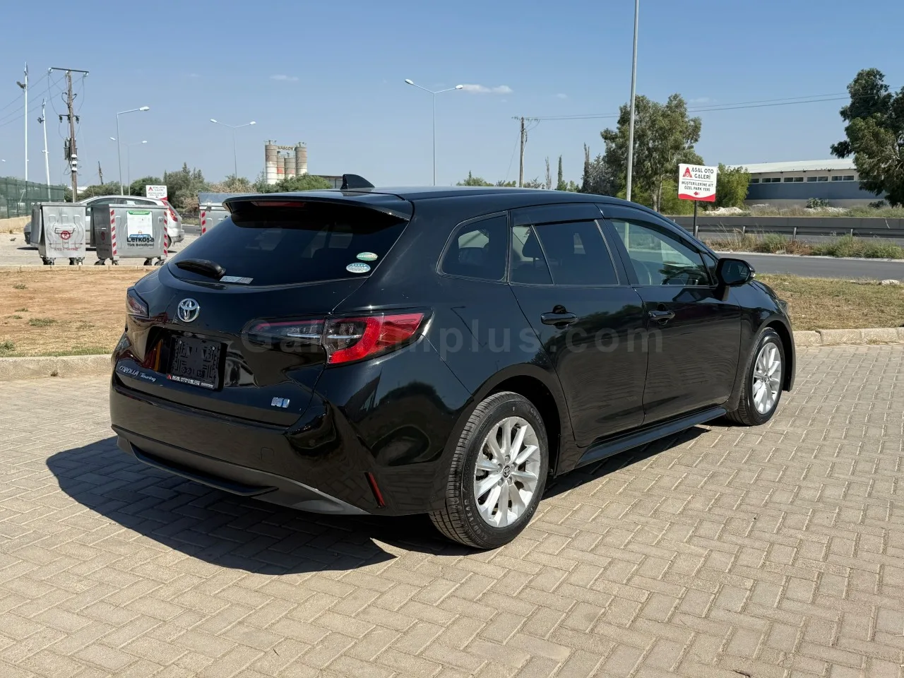 2021 Model Otomatik Toyota Corolla 1.8 Hybrid Lefkoşa Satılık İkinci El | GalerimPlus - Thumbnail 4