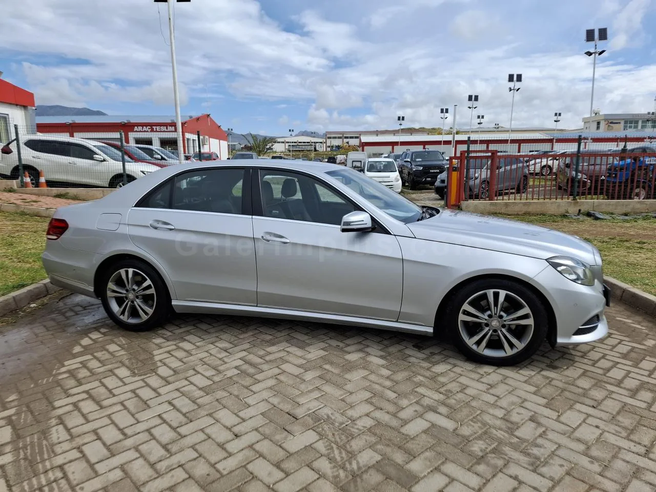 2014 Model Otomatik Mercedes-Benz E Serisi E 220 d Lefkoşa Satılık İkinci El | GalerimPlus - Thumbnail 4