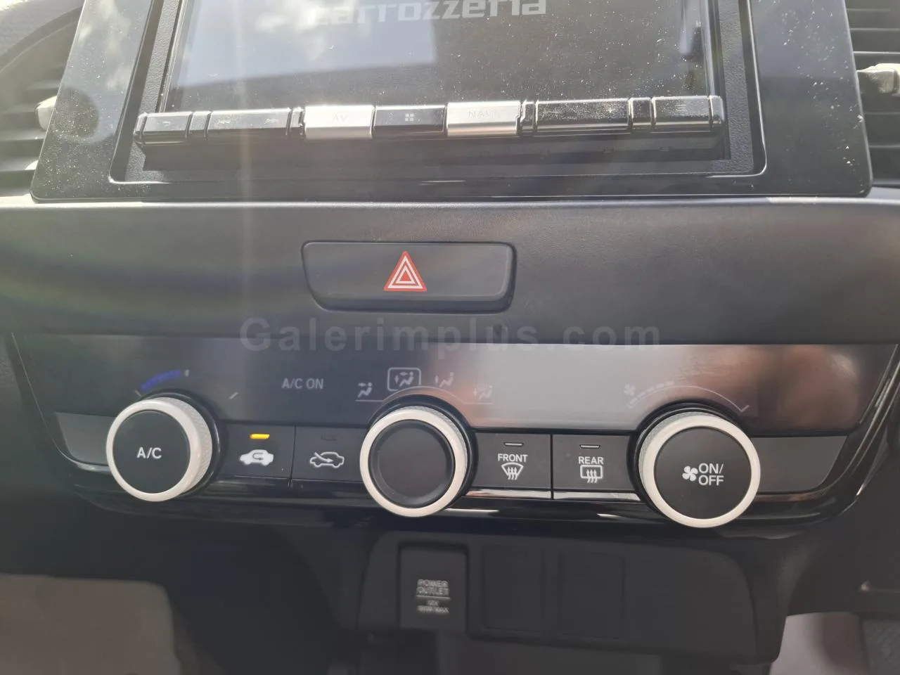2022 Model Otomatik Honda Fit 1.3 Lefkoşa Satılık İkinci El | GalerimPlus - Thumbnail 3