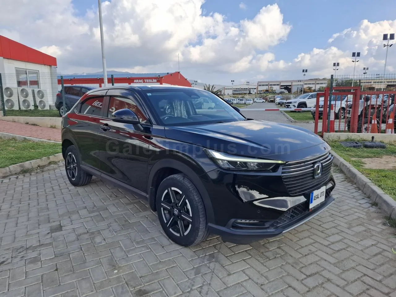 2021 Model Otomatik Honda Vezel 1.5 i-VTEC Hybrid Automatic Lefkoşa Satılık İkinci El | GalerimPlus - Thumbnail 2