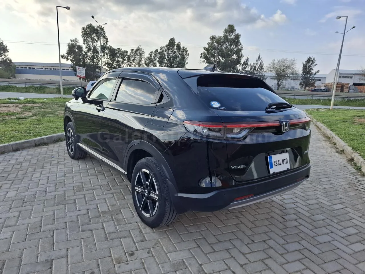 2021 Model Otomatik Honda Vezel 1.5 i-VTEC Hybrid Automatic Lefkoşa Satılık İkinci El | GalerimPlus - Thumbnail 4