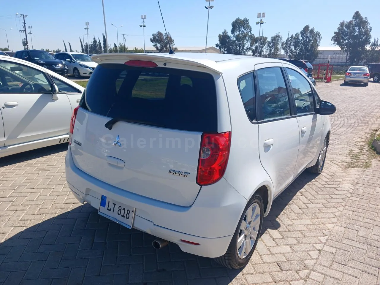 2011 Model Otomatik Mitsubishi Colt 1.3 Lefkoşa Satılık İkinci El | GalerimPlus - Thumbnail 4