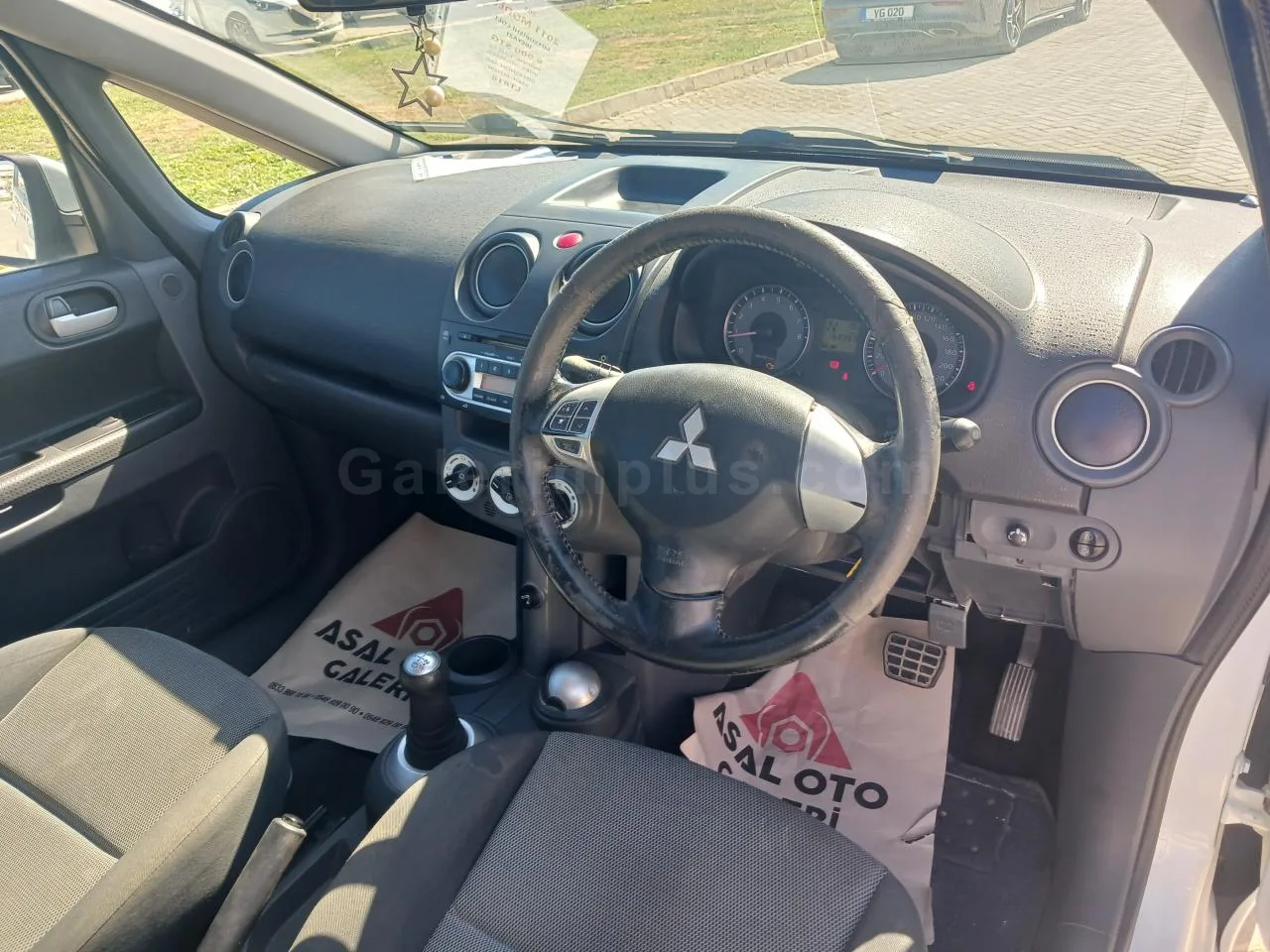 2011 Model Otomatik Mitsubishi Colt 1.3 Lefkoşa Satılık İkinci El | GalerimPlus - Thumbnail 5