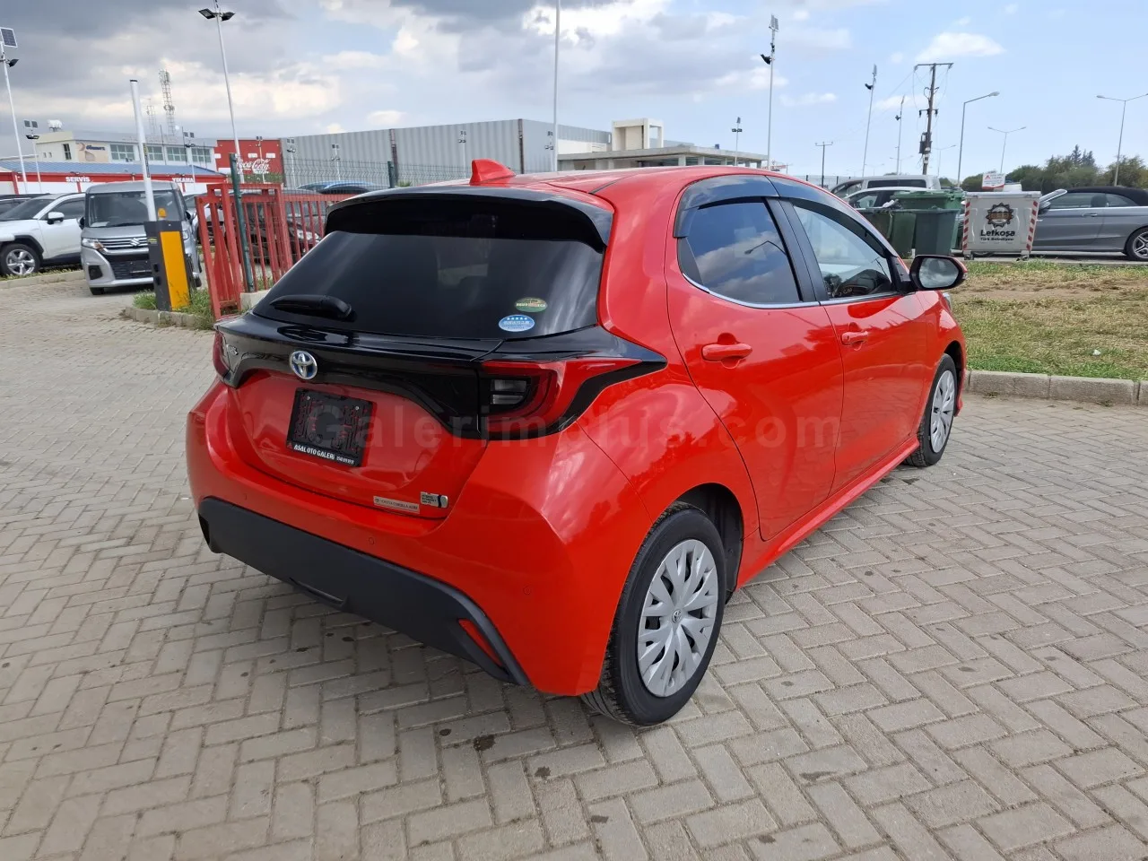 2021 Model Otomatik Toyota Yaris 1.5 Hybrid Lefkoşa Satılık İkinci El | GalerimPlus - Thumbnail 5