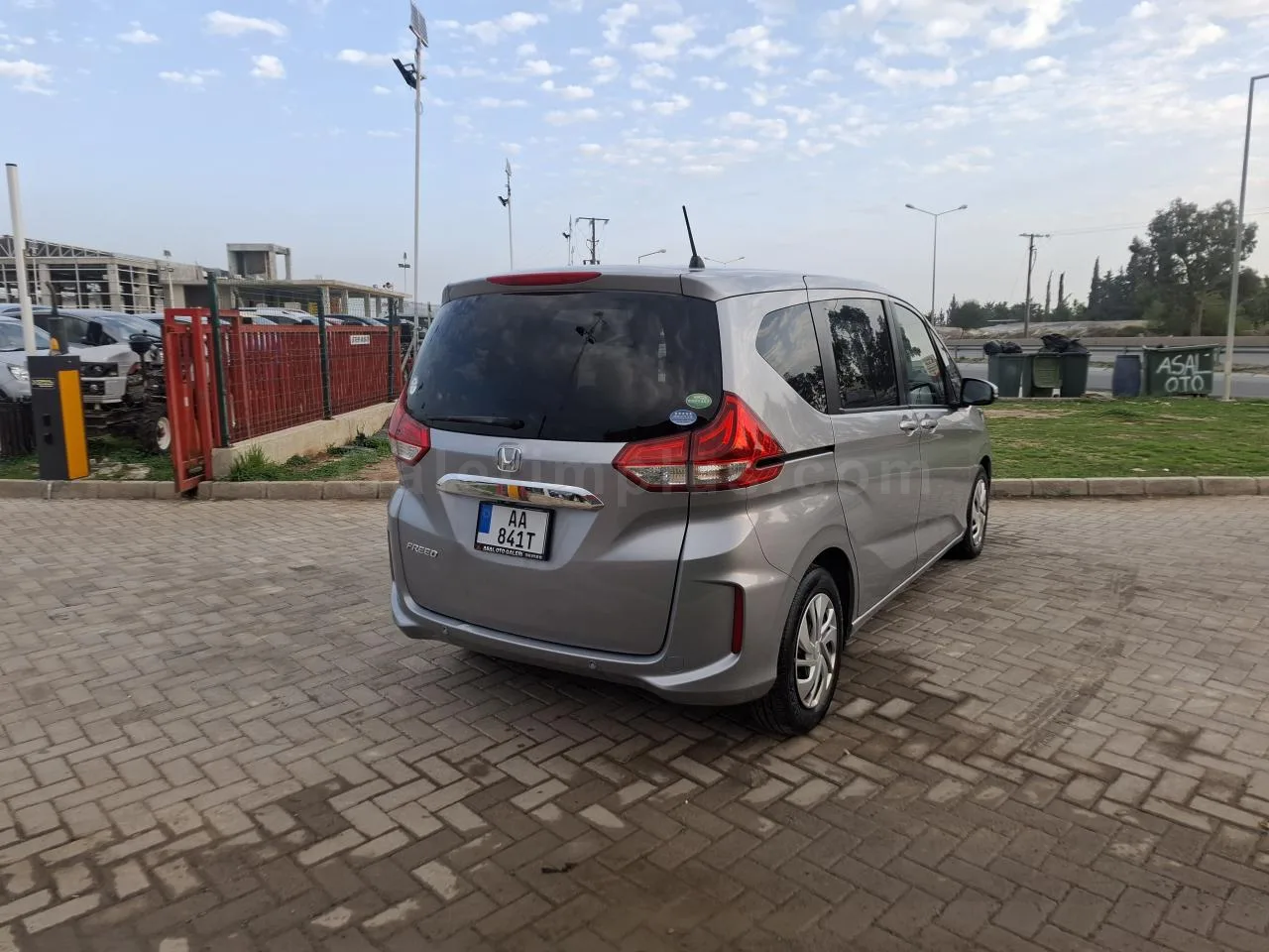 2022 Model Otomatik Honda Freed Lefkoşa Satılık İkinci El | GalerimPlus - Thumbnail 3