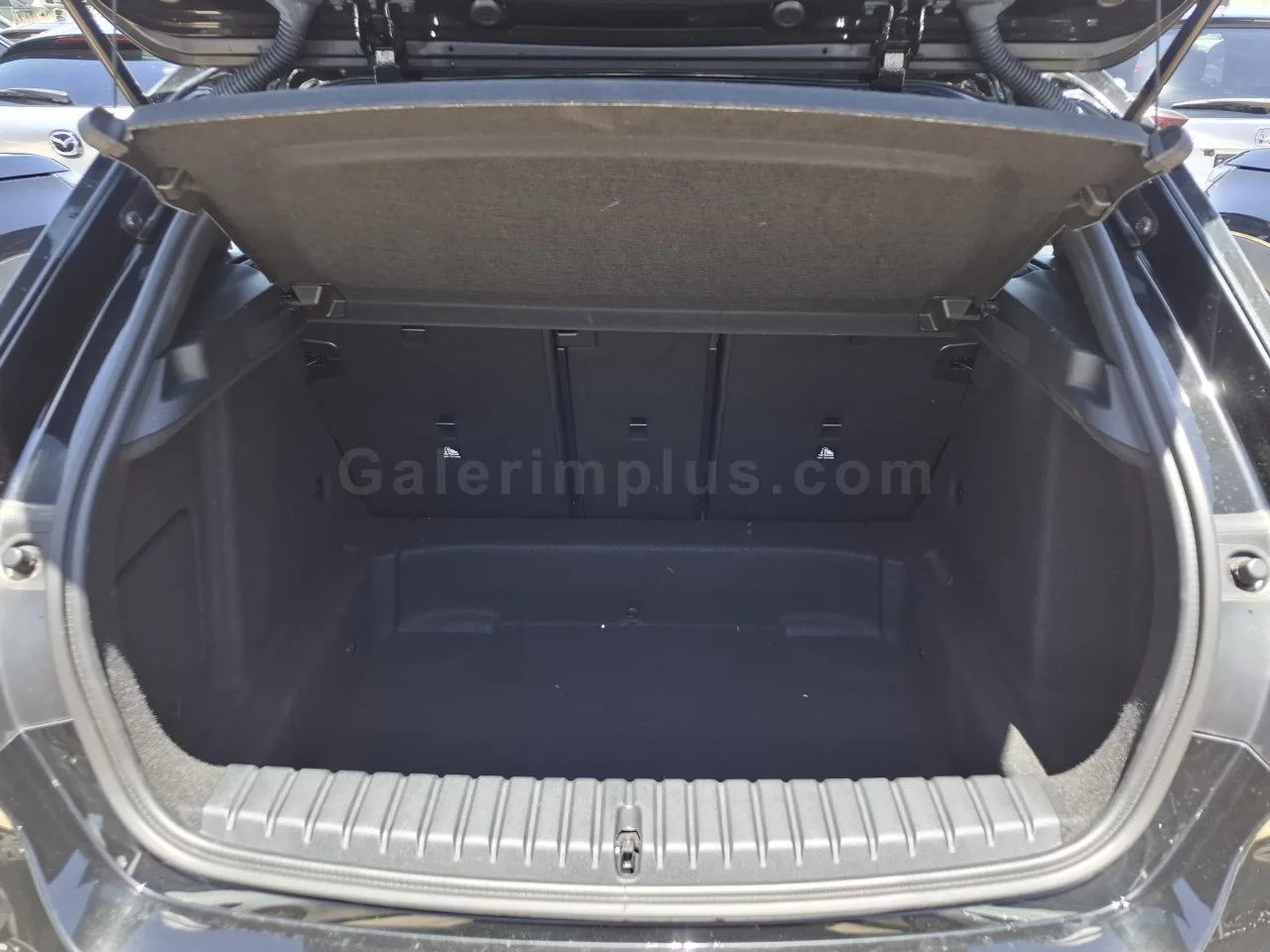 2024 Model Otomatik BMW 1 Serisi 116i İskele Satılık İkinci El | GalerimPlus - Thumbnail 7