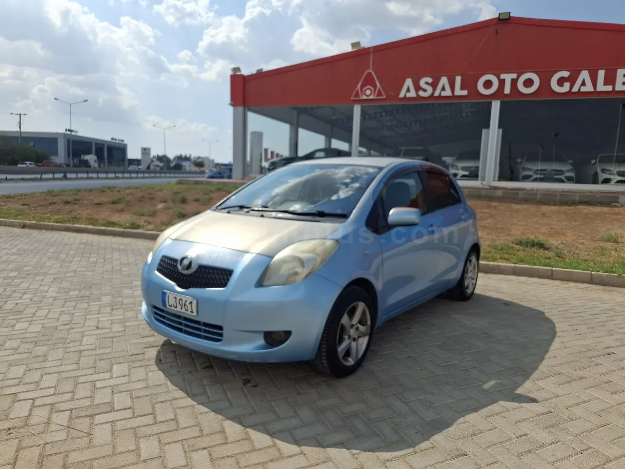2007 Model Otomatik Toyota Vitz 1.5 VVTI-I 16V Automatic Lefkoşa Satılık İkinci El | GalerimPlus - Thumbnail 4