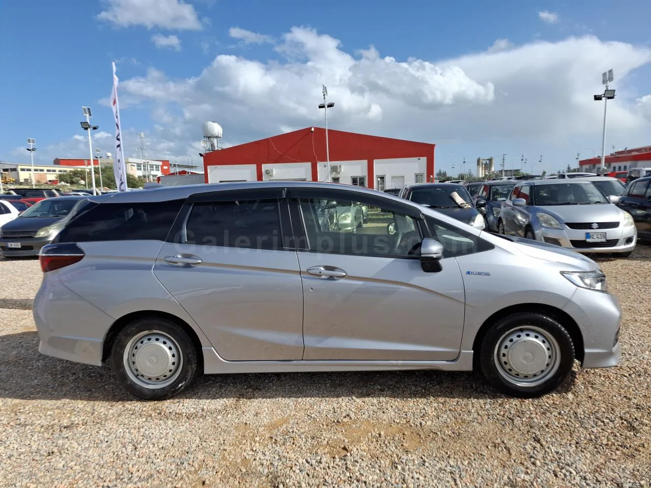 2021 Model Otomatik Honda Shuttle 1.5 Hybrid Lefkoşa Satılık İkinci El | GalerimPlus - Thumbnail 4