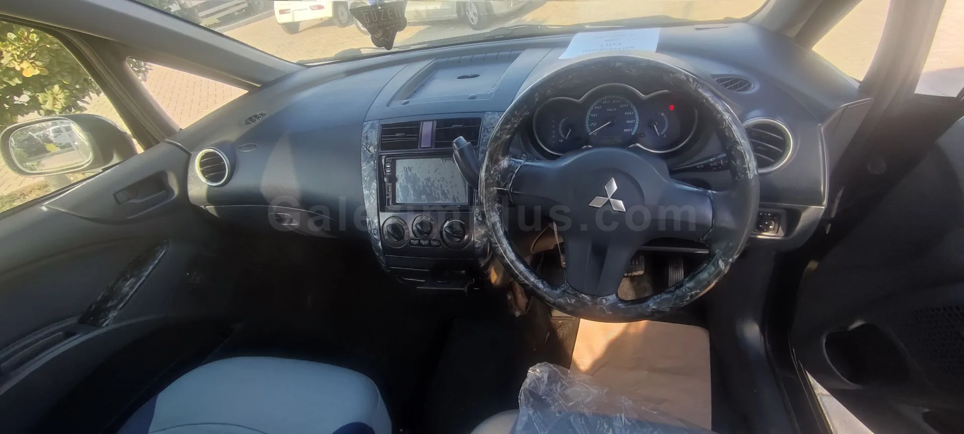 2004 Model Otomatik Mitsubishi Colt 1.3 Lefkoşa Satılık İkinci El | GalerimPlus - Thumbnail 4