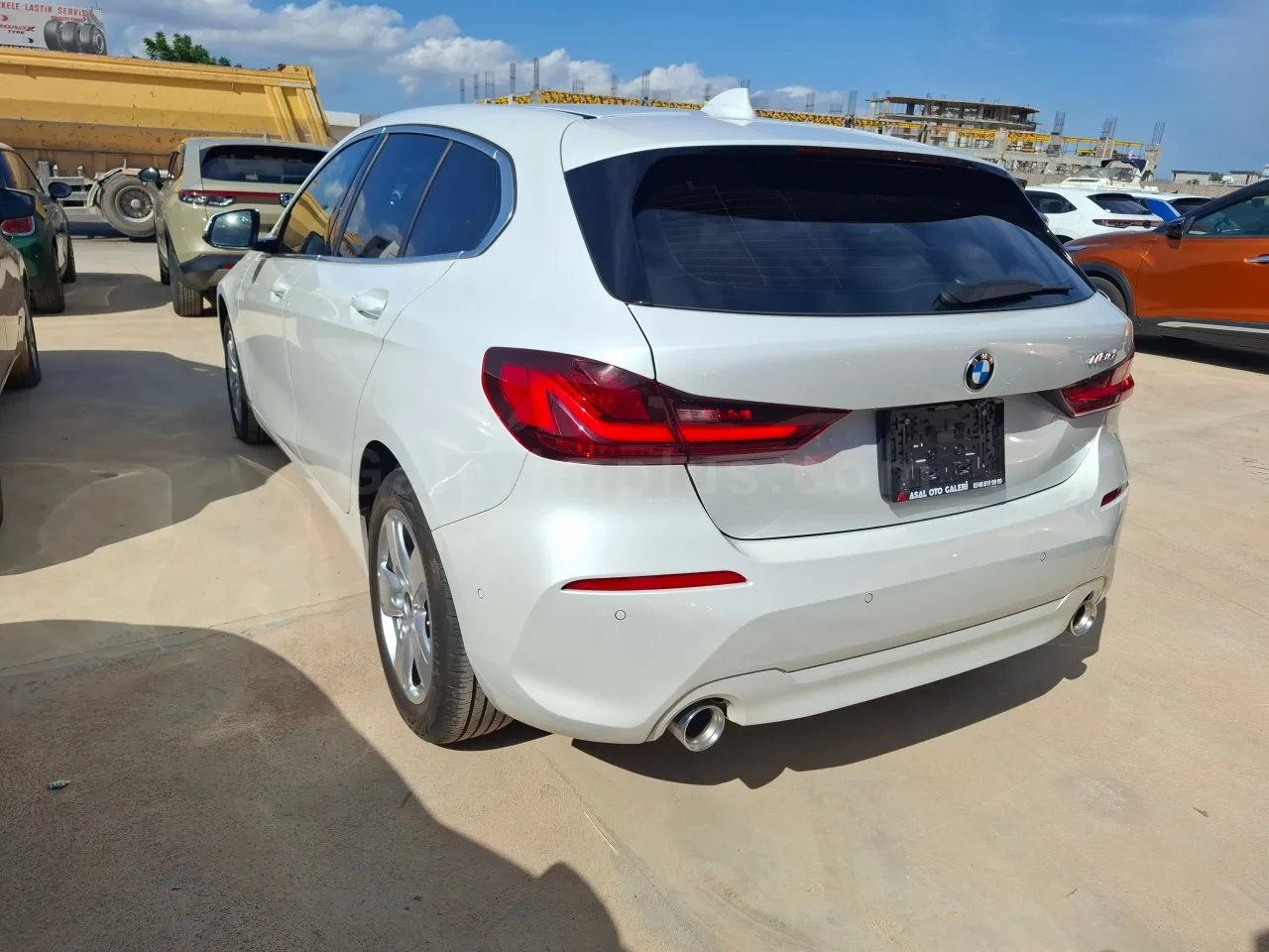 2022 Model Otomatik BMW 1 Serisi 118d İskele Satılık İkinci El | GalerimPlus - Thumbnail 5