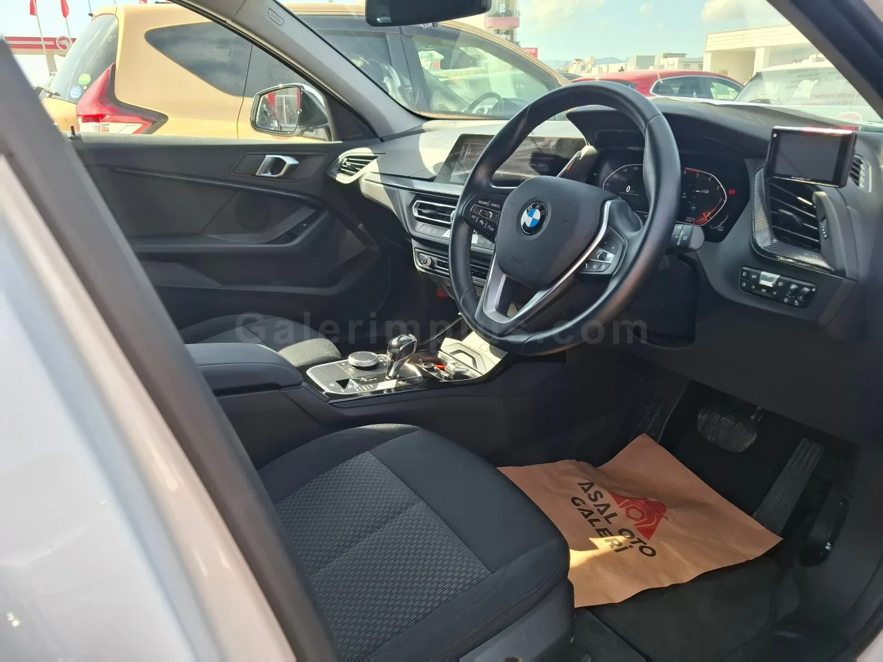 2022 Model Otomatik BMW 1 Serisi 118d İskele Satılık İkinci El | GalerimPlus - Thumbnail 7