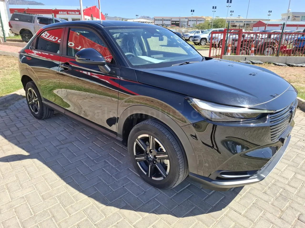 2022 Model Otomatik Honda Vezel 1.5 i-VTEC Hybrid Automatic Lefkoşa Satılık İkinci El | GalerimPlus - Thumbnail 2