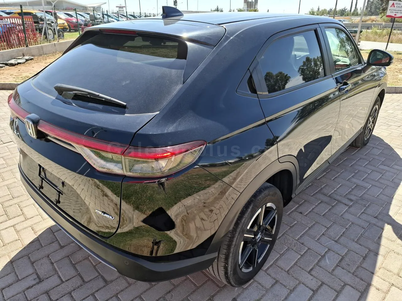 2022 Model Otomatik Honda Vezel 1.5 i-VTEC Hybrid Automatic Lefkoşa Satılık İkinci El | GalerimPlus - Thumbnail 3