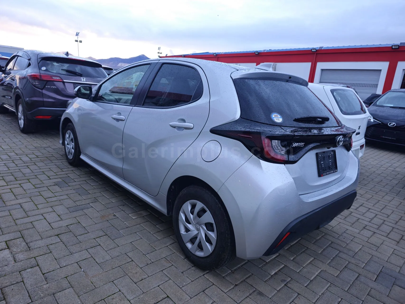 2021 Model Otomatik Toyota Yaris 1.0 Lefkoşa Satılık İkinci El | GalerimPlus - Thumbnail 4