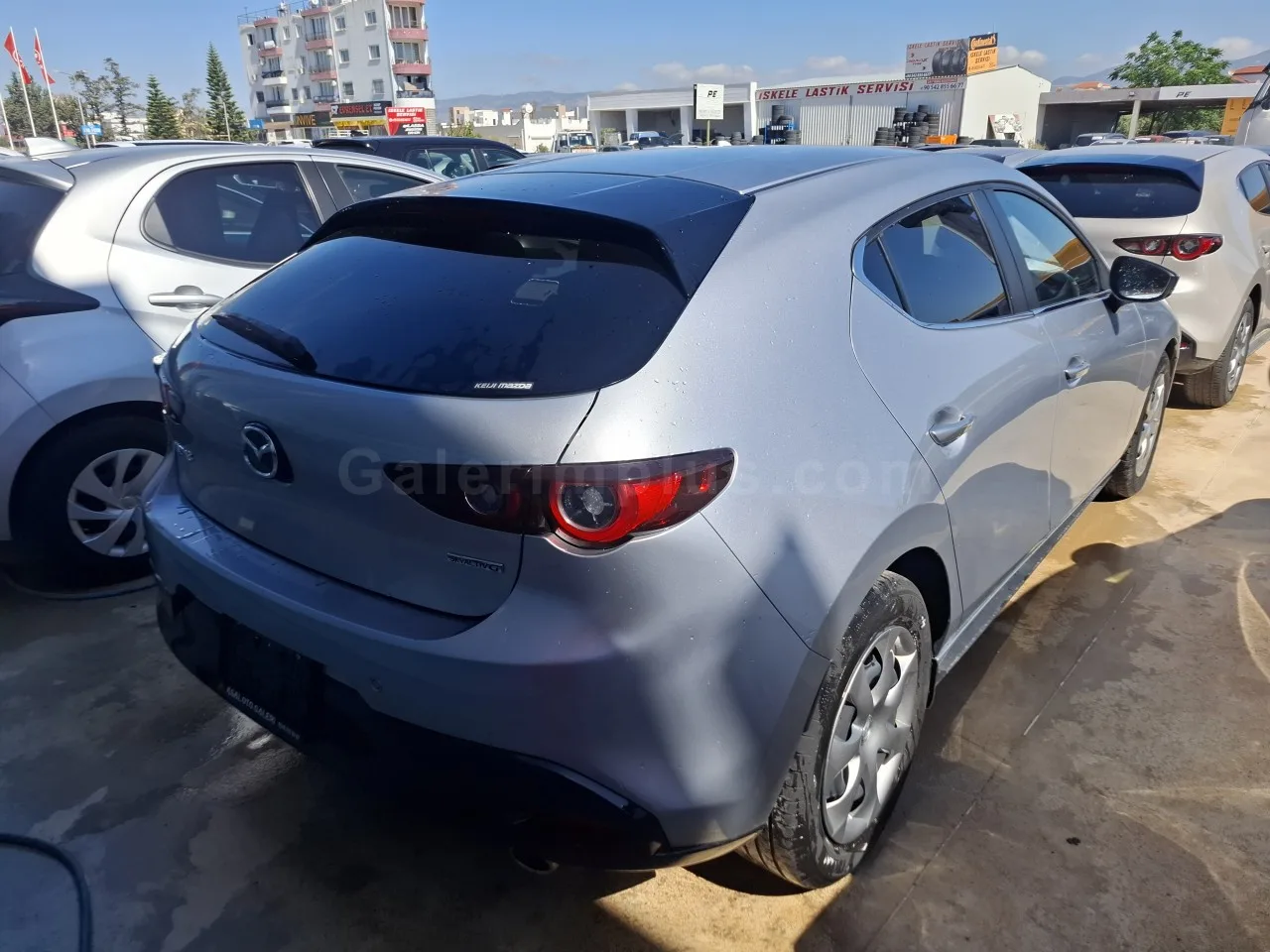 2023 Model Otomatik Mazda 3 1.5 SkyActive-G İskele Satılık İkinci El | GalerimPlus - Thumbnail 4