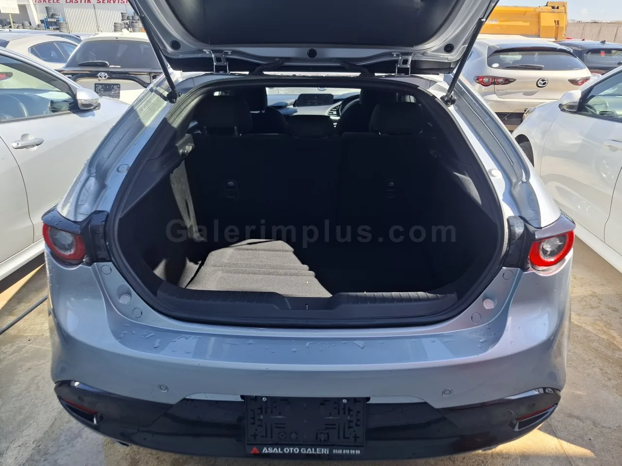 2023 Model Otomatik Mazda 3 1.5 SkyActive-G İskele Satılık İkinci El | GalerimPlus - Thumbnail 6