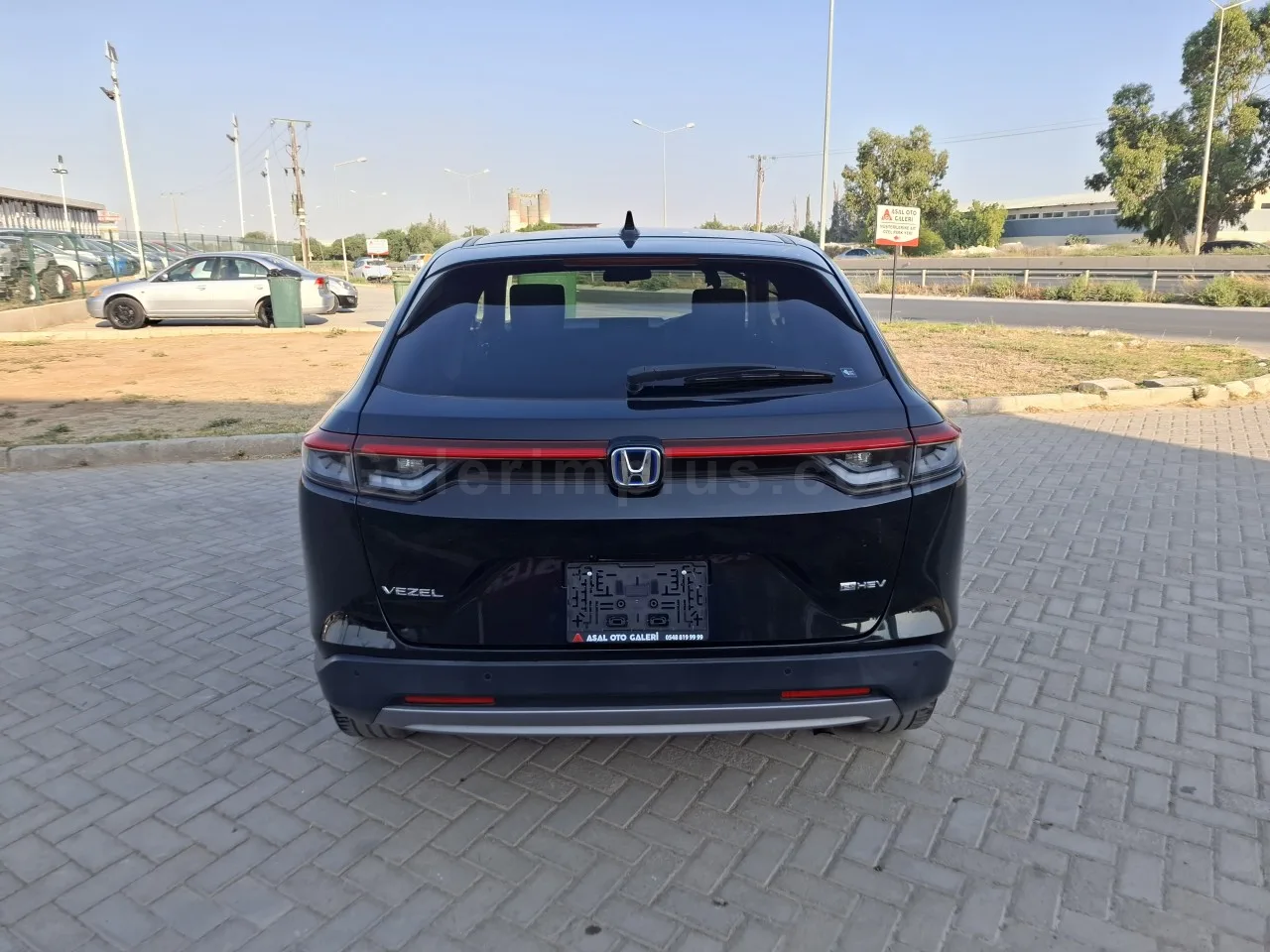 2023 Model Otomatik Honda Vezel 1.5 i-VTEC Hybrid Automatic Lefkoşa Satılık İkinci El | GalerimPlus - Thumbnail 6