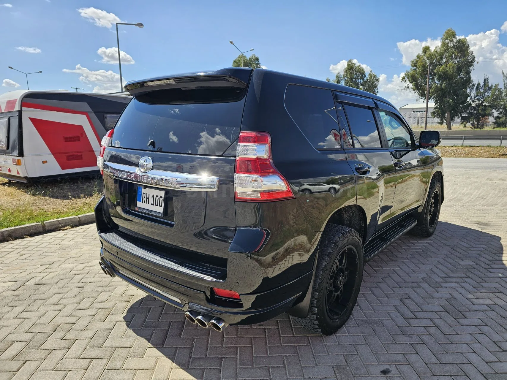 2015 Model Otomatik Toyota Land Cruiser 2.8 D-4D Prado Lefkoşa Satılık İkinci El | GalerimPlus - Thumbnail 5