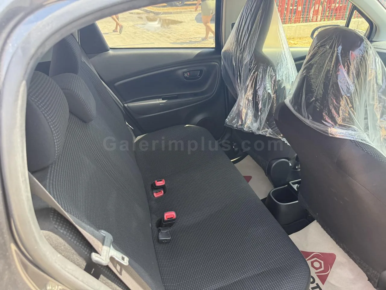 2019 Model Otomatik Toyota Vitz 1.0 i 16V Lefkoşa Satılık İkinci El | GalerimPlus - Thumbnail 7