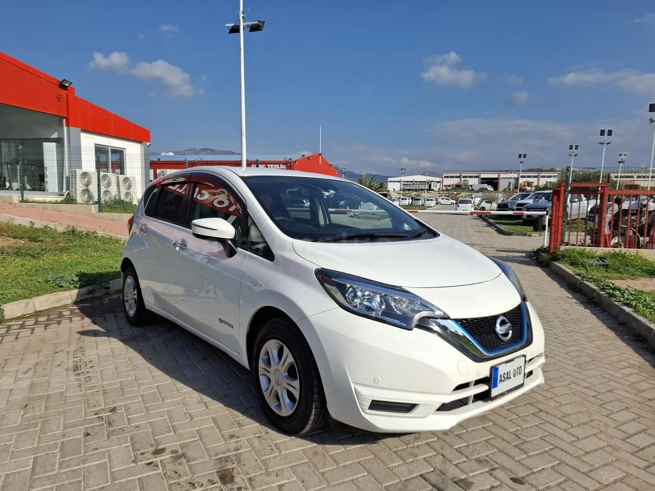 2020 Model Otomatik Nissan Note e-Power Lefkoşa Satılık İkinci El | GalerimPlus - Thumbnail 2