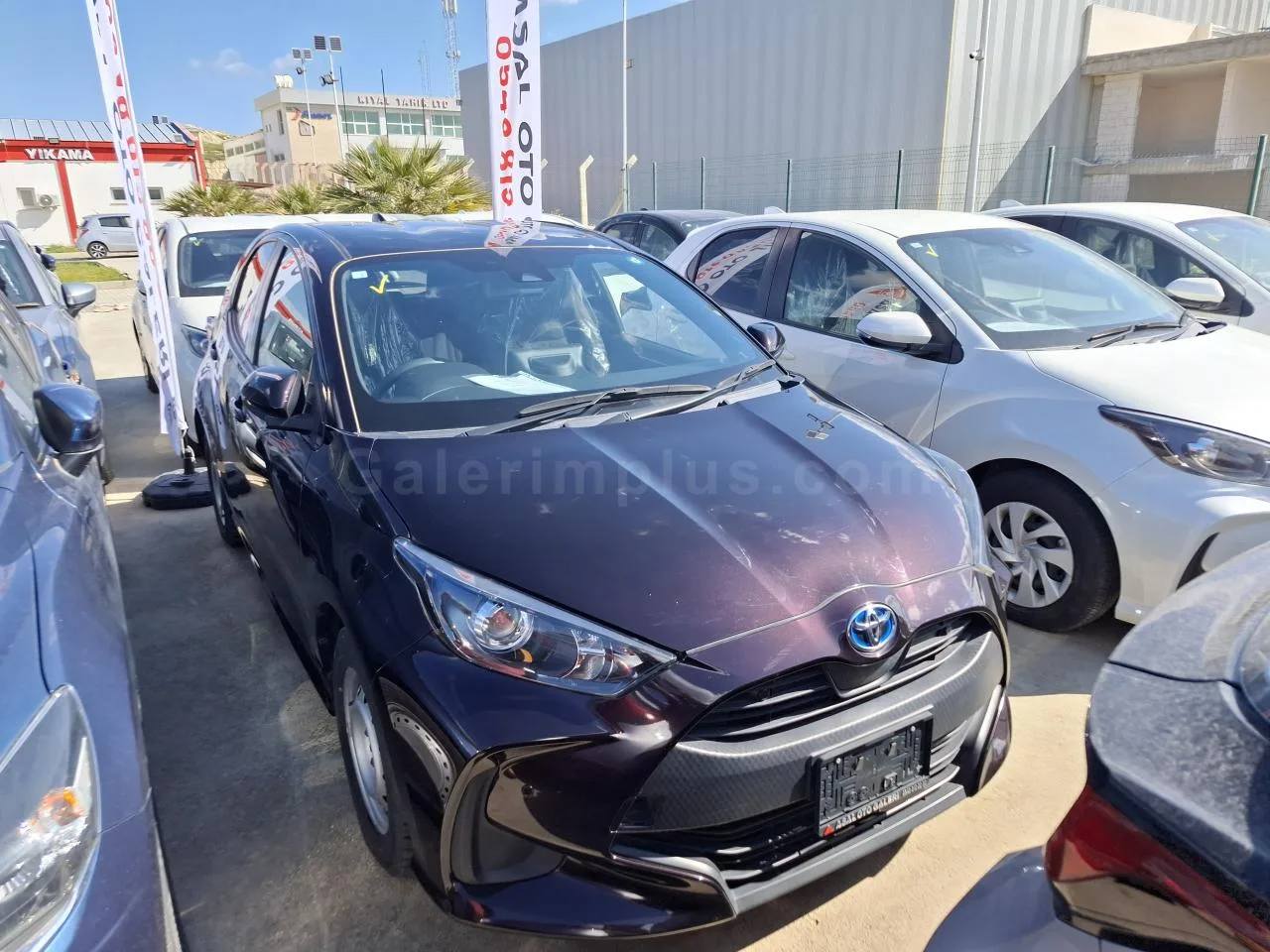 2021 Toyota Yaris 1.5 Hybrid HYBRID AUTOMATIC Lefkoşa İlan görseli - GalerimPlus