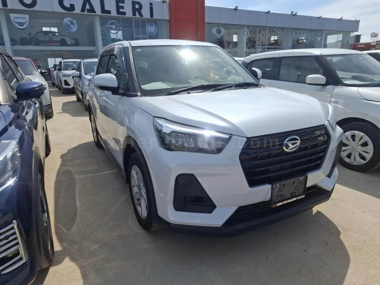 2023 Model Otomatik Daihatsu Rocky İskele Satılık İkinci El | GalerimPlus - Thumbnail 3