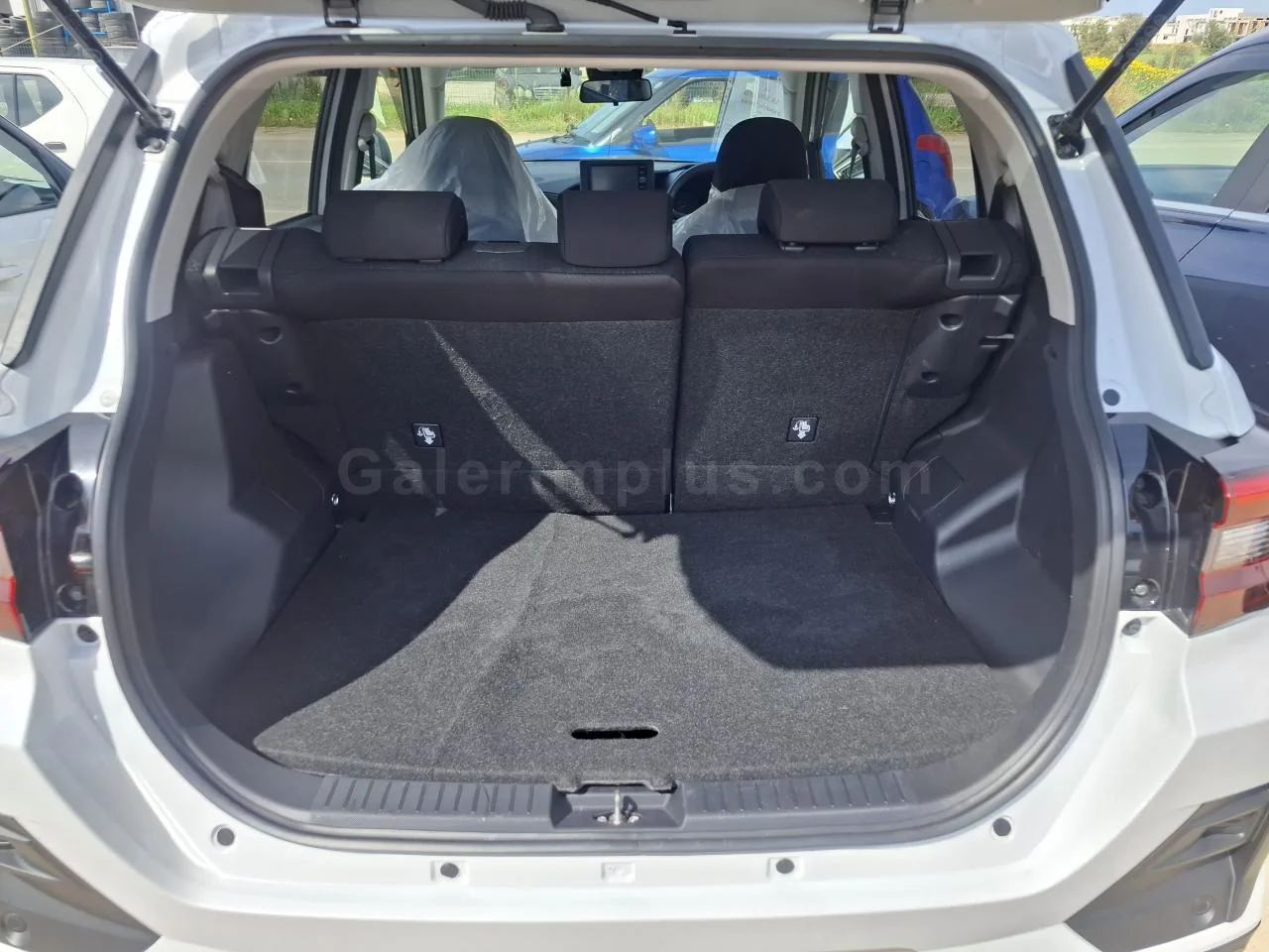 2023 Model Otomatik Daihatsu Rocky İskele Satılık İkinci El | GalerimPlus - Thumbnail 7