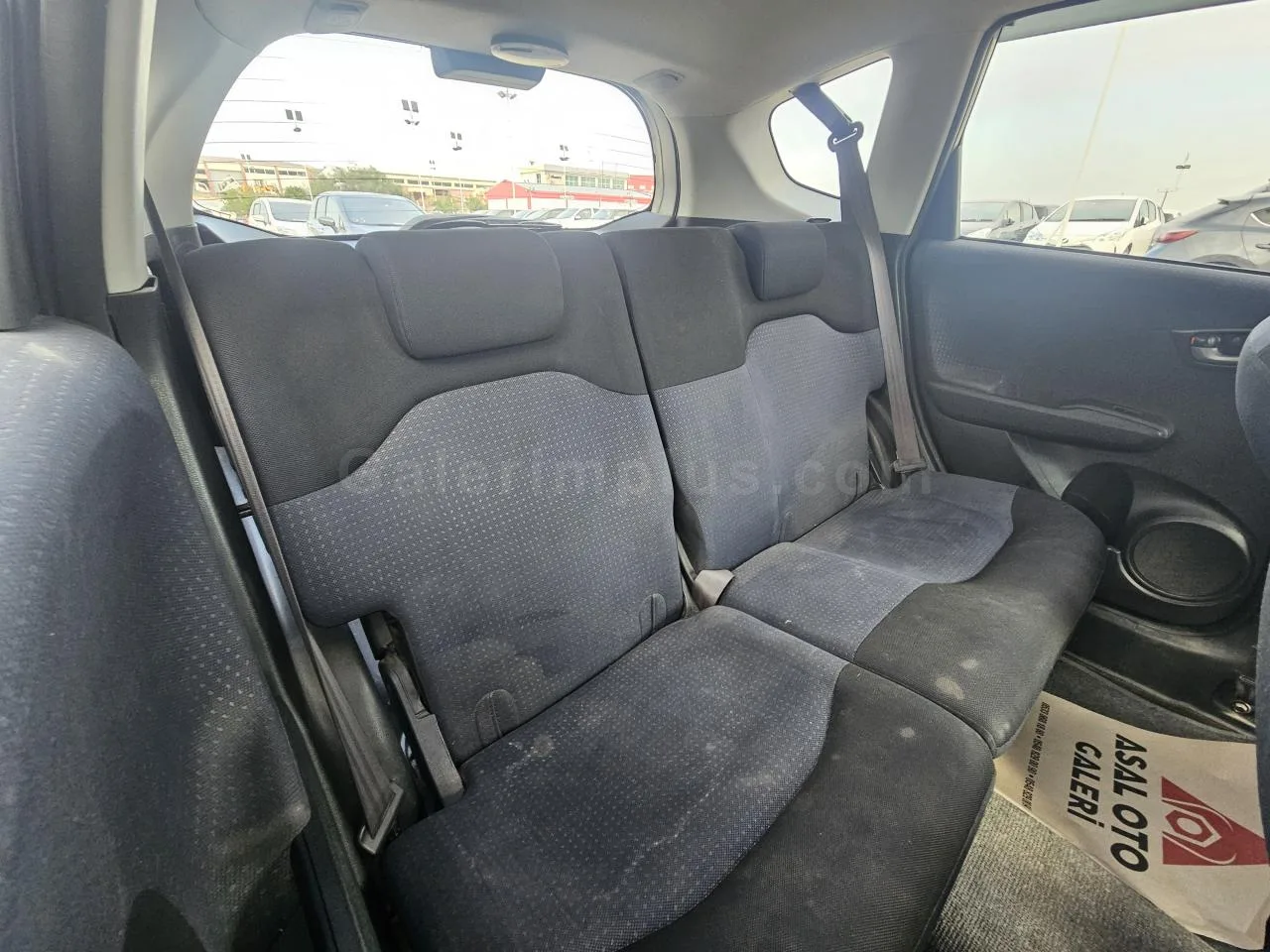 2010 Model Otomatik Honda Fit 1.3i İskele Satılık İkinci El | GalerimPlus - Thumbnail 6