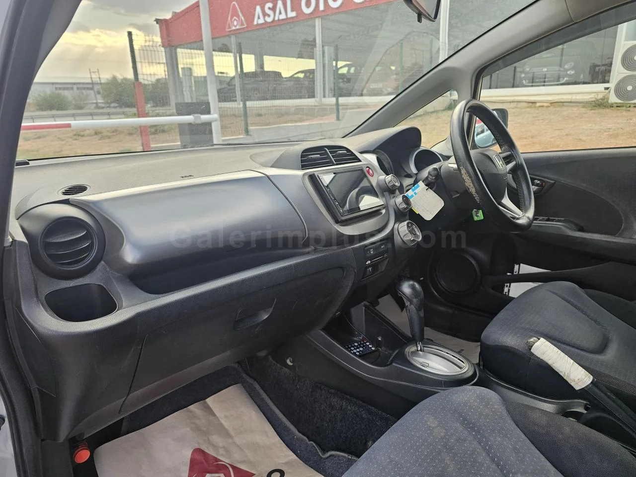 2010 Model Otomatik Honda Fit 1.3i İskele Satılık İkinci El | GalerimPlus - Thumbnail 7