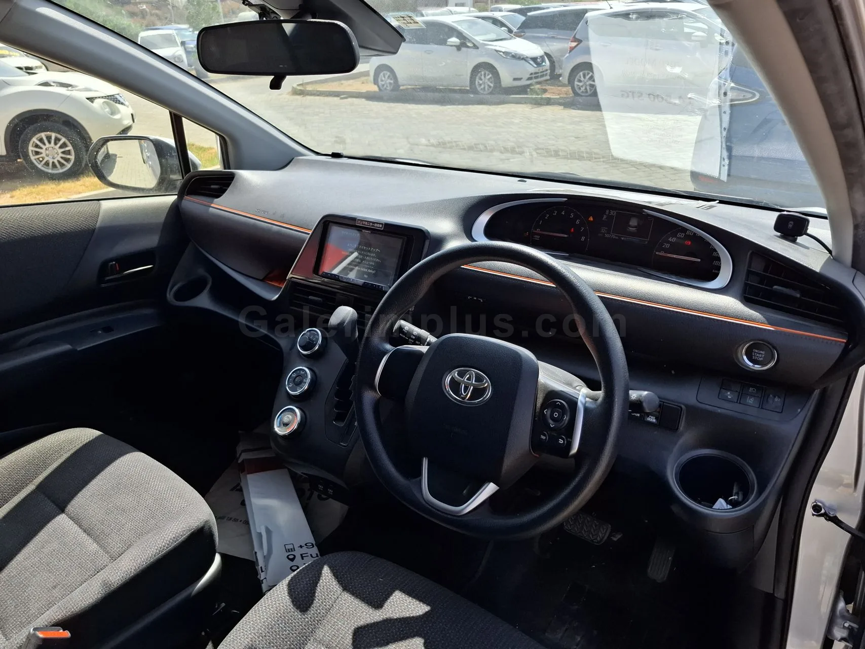 2020 Model Otomatik Toyota Sienta 1.5 CVT-i Lefkoşa Satılık İkinci El | GalerimPlus - Thumbnail 6