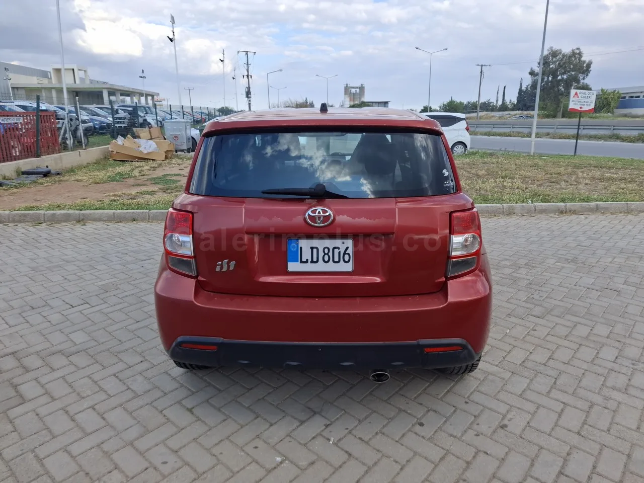2008 Model Otomatik Toyota Ist 1.5i İskele Satılık İkinci El | GalerimPlus - Thumbnail 6