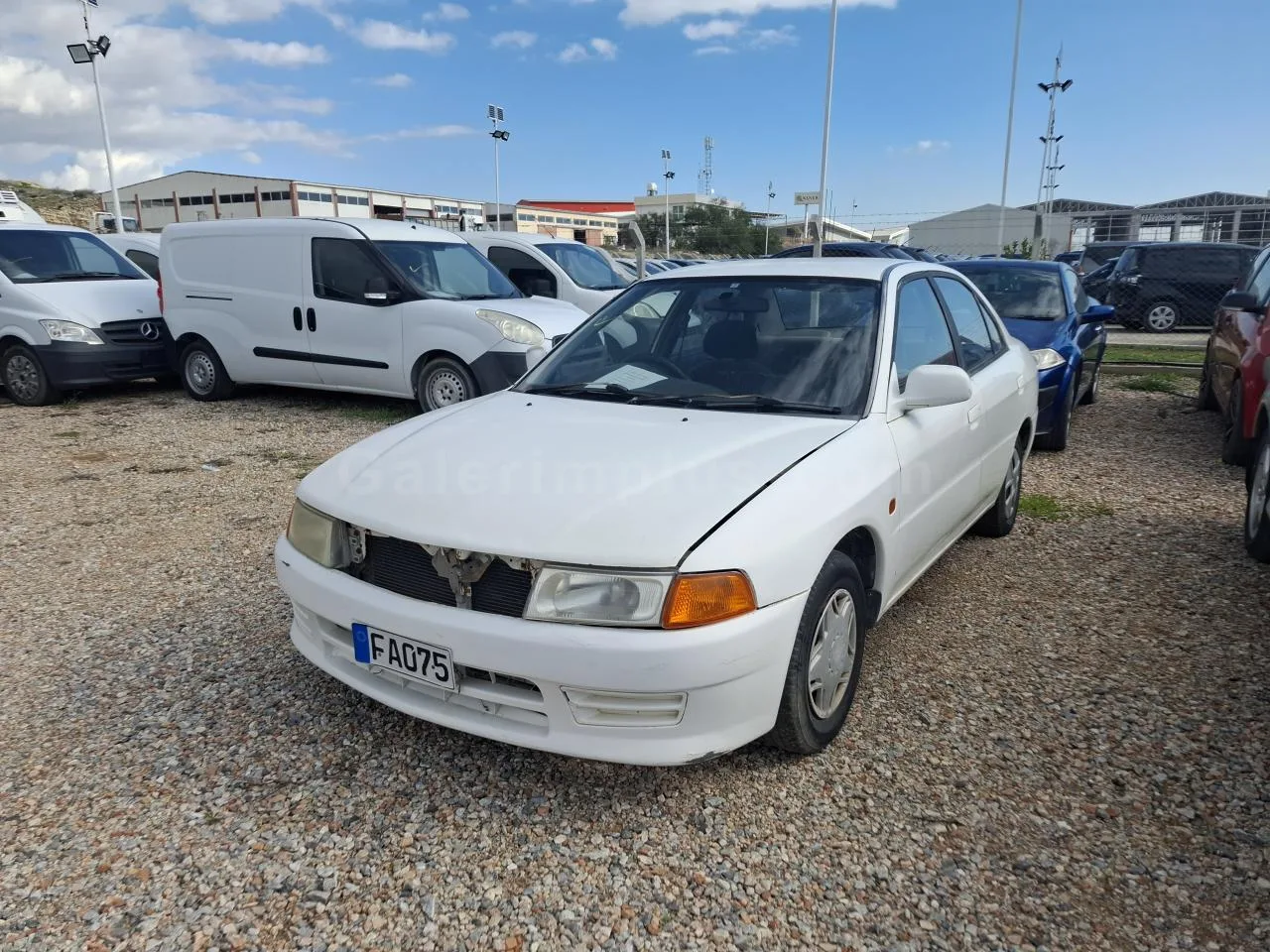 1998 Mitsubishi Lancer 1.5 GASOLINE AUTOMATIC Lefkoşa İlan görseli - GalerimPlus