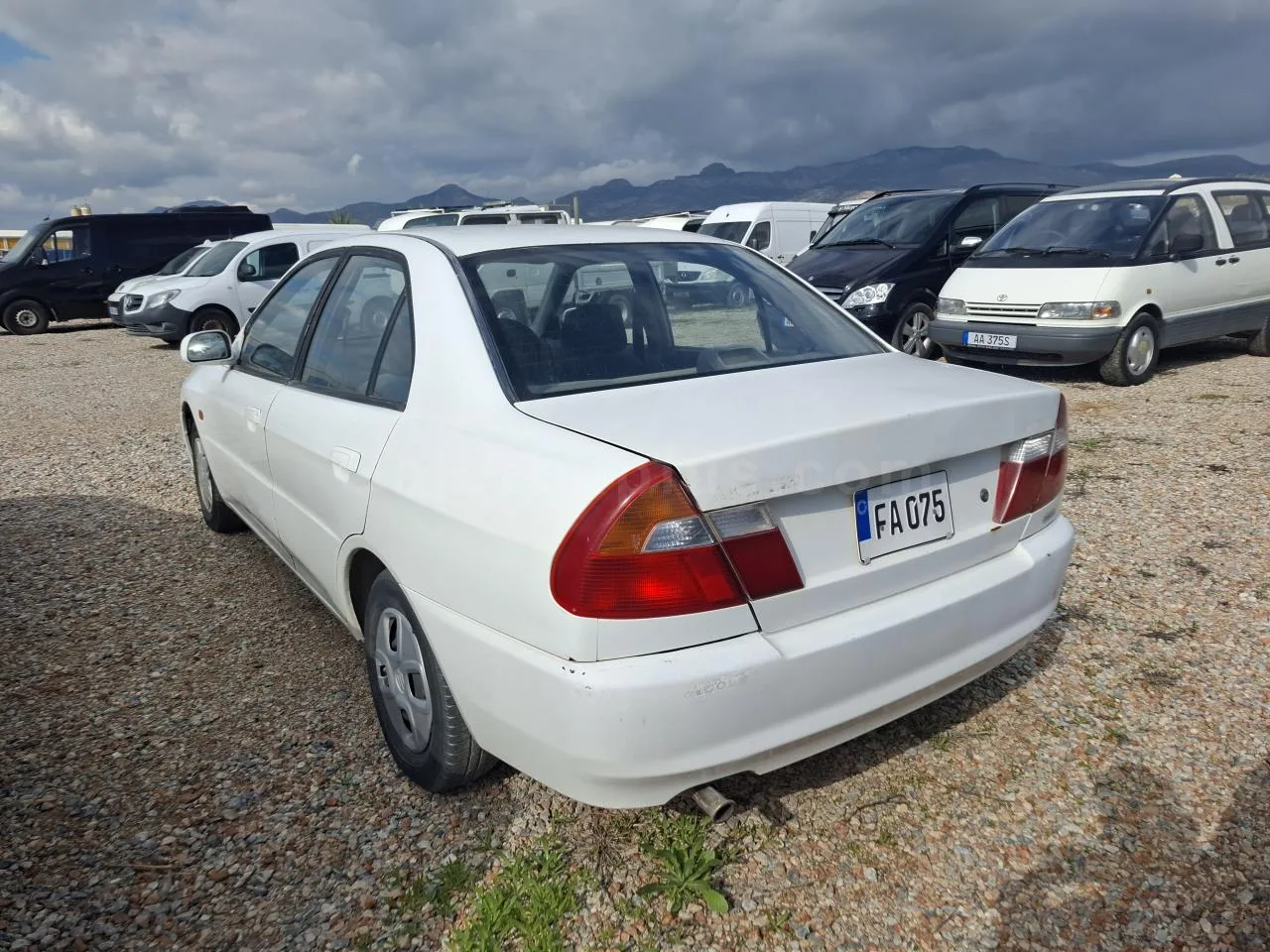 1998 Model Otomatik Mitsubishi Lancer 1.5 Lefkoşa Satılık İkinci El | GalerimPlus - Thumbnail 5